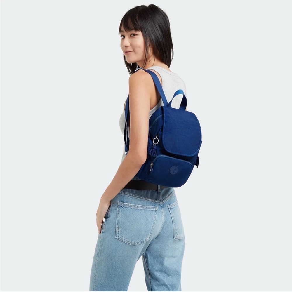 Blue Backpack - Picture 3 of 6